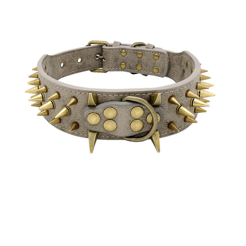 Collar Antimordida con Tachuelas para Perros – Estilo y Resistencia para Razas Fuertes
