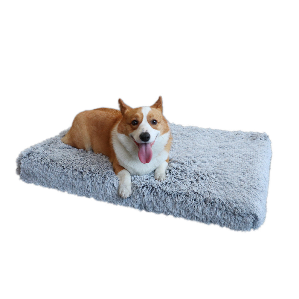 Cama-Cojín “Square Plush Nest” – Acogedora, Elevada y Antideslizante para Perros